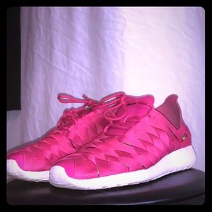Pink Caged Nike Size 10 sneakers rare